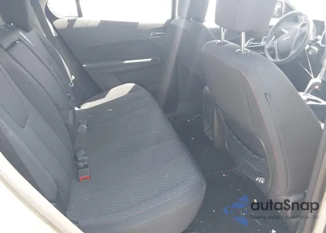 2013 Chevrolet Equinox Ls z USA, uszkodzony, nr VIN 2GNALBEKXD1247125